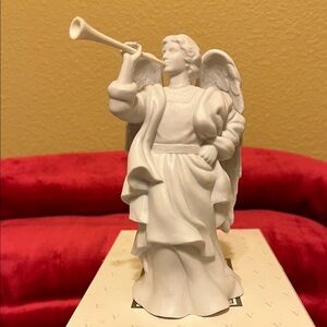 Avon Nativity Collectibles The Angel Gabriel figurine